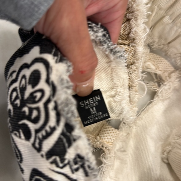 Paisley print denim halter crop top in size medium. - Picture 3 of 4